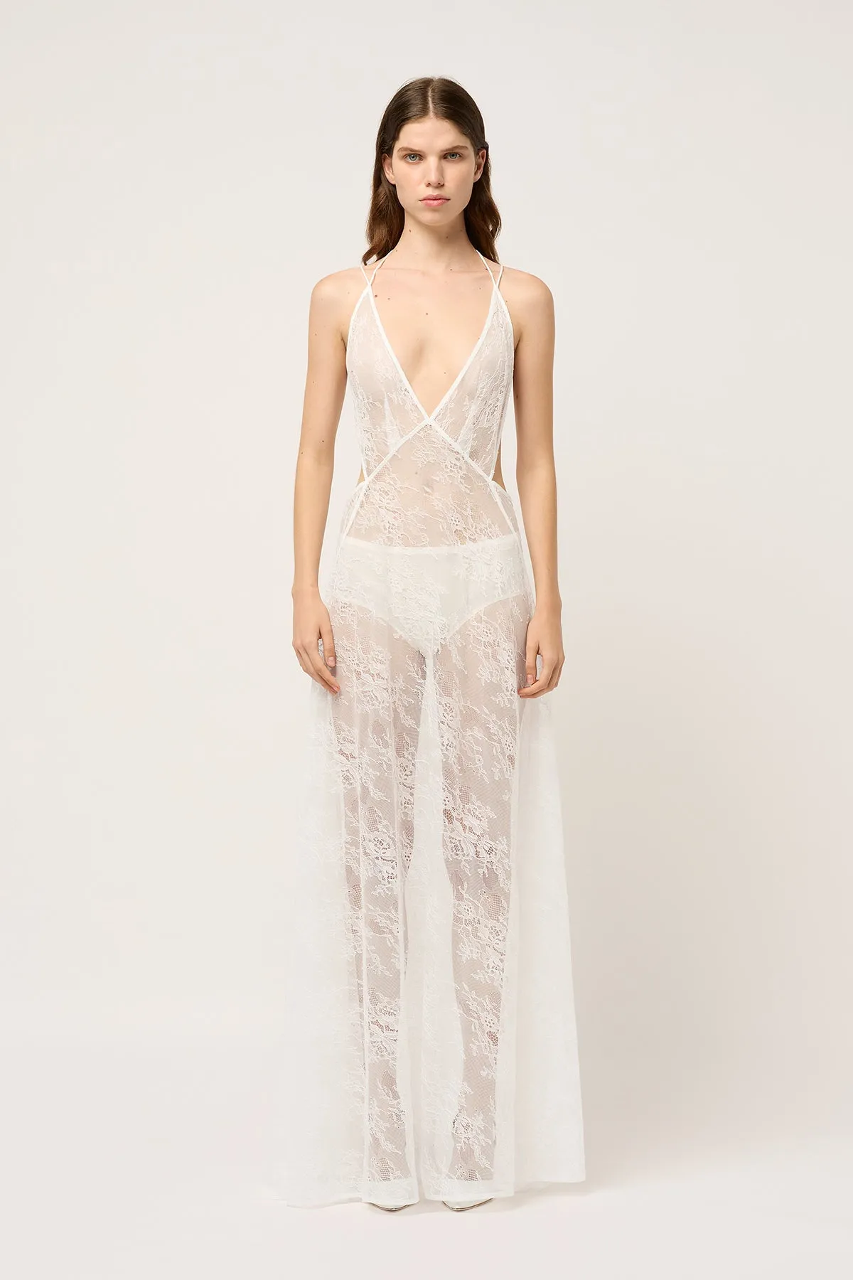 LUNA LACE MAXI DRESS