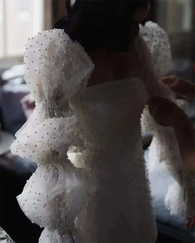 Luxury Pearls Short Wedding Dreses Puff Long Sleeves Square Neck Mini Bridal Gowns Robe de marriage Vestido de noiva