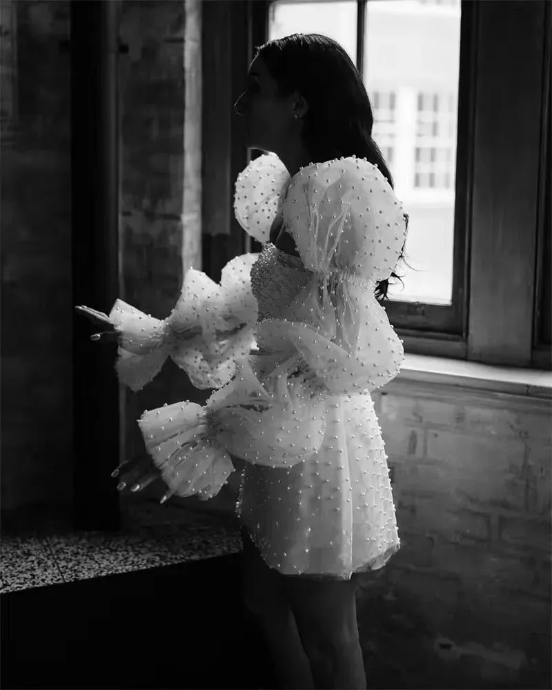 Luxury Pearls Short Wedding Dreses Puff Long Sleeves Square Neck Mini Bridal Gowns Robe de marriage Vestido de noiva