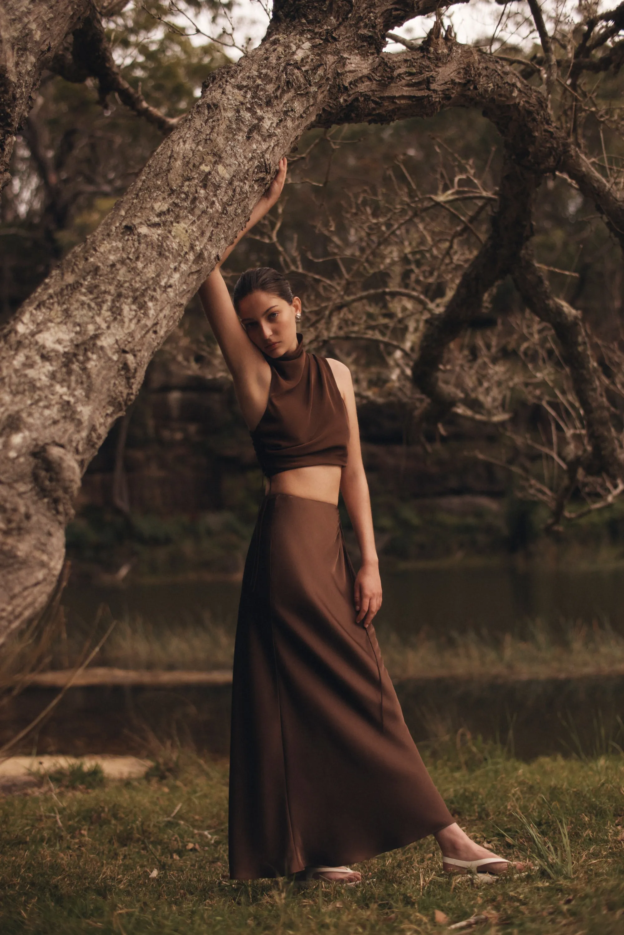 MELODY SATIN MIDI SKIRT