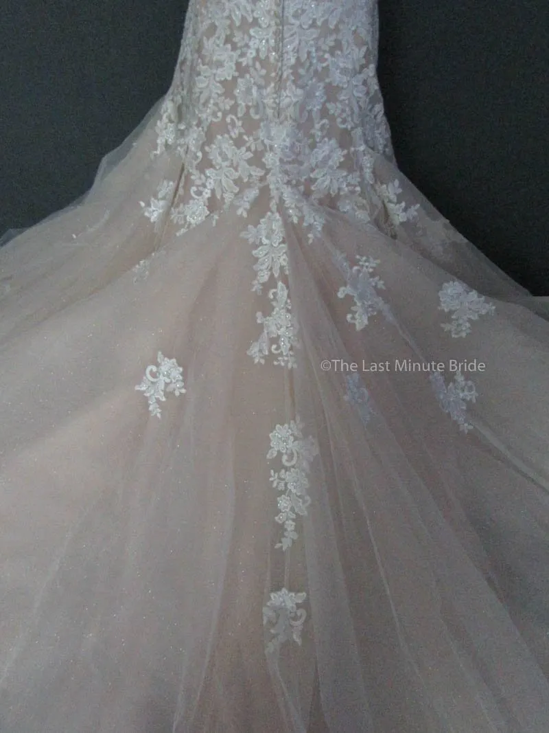 Mori Lee 8101