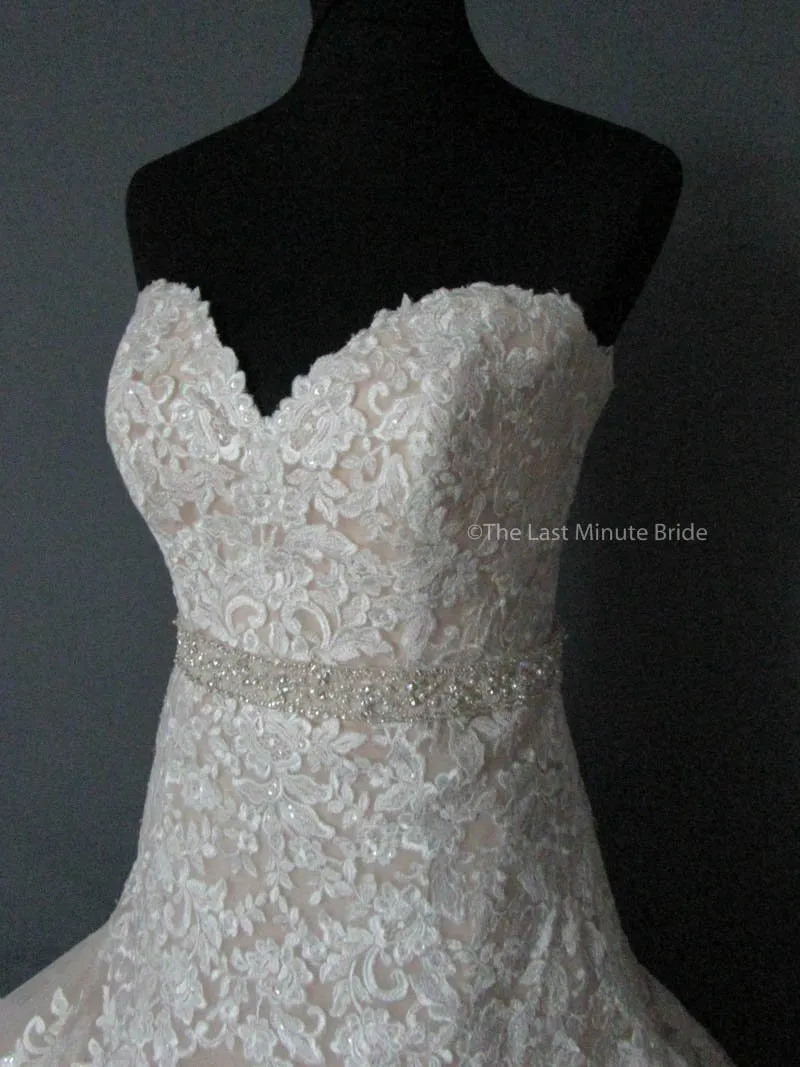 Mori Lee 8101