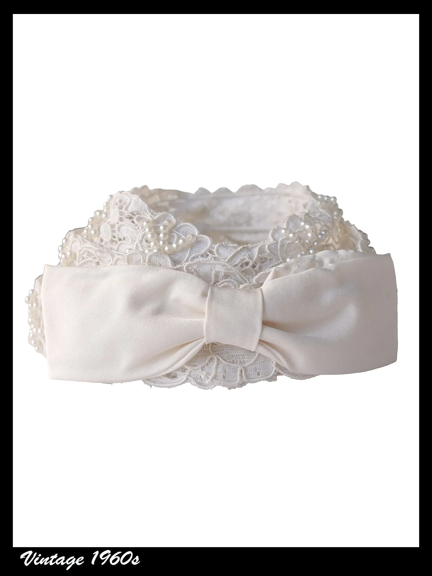 Pillbox Bridal Hairpiece