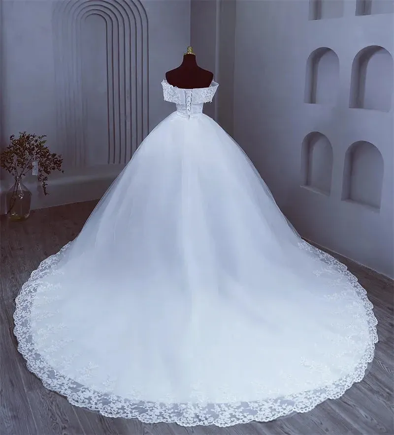 Plus Size White Wedding Dresses Off The Shoulder Wedding Gowns Elegant Long Appliques Pearls Bridal Dress Floor or Long Train