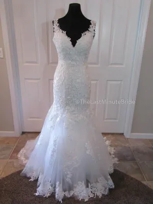 Private Collection Hannah 18047 size 8