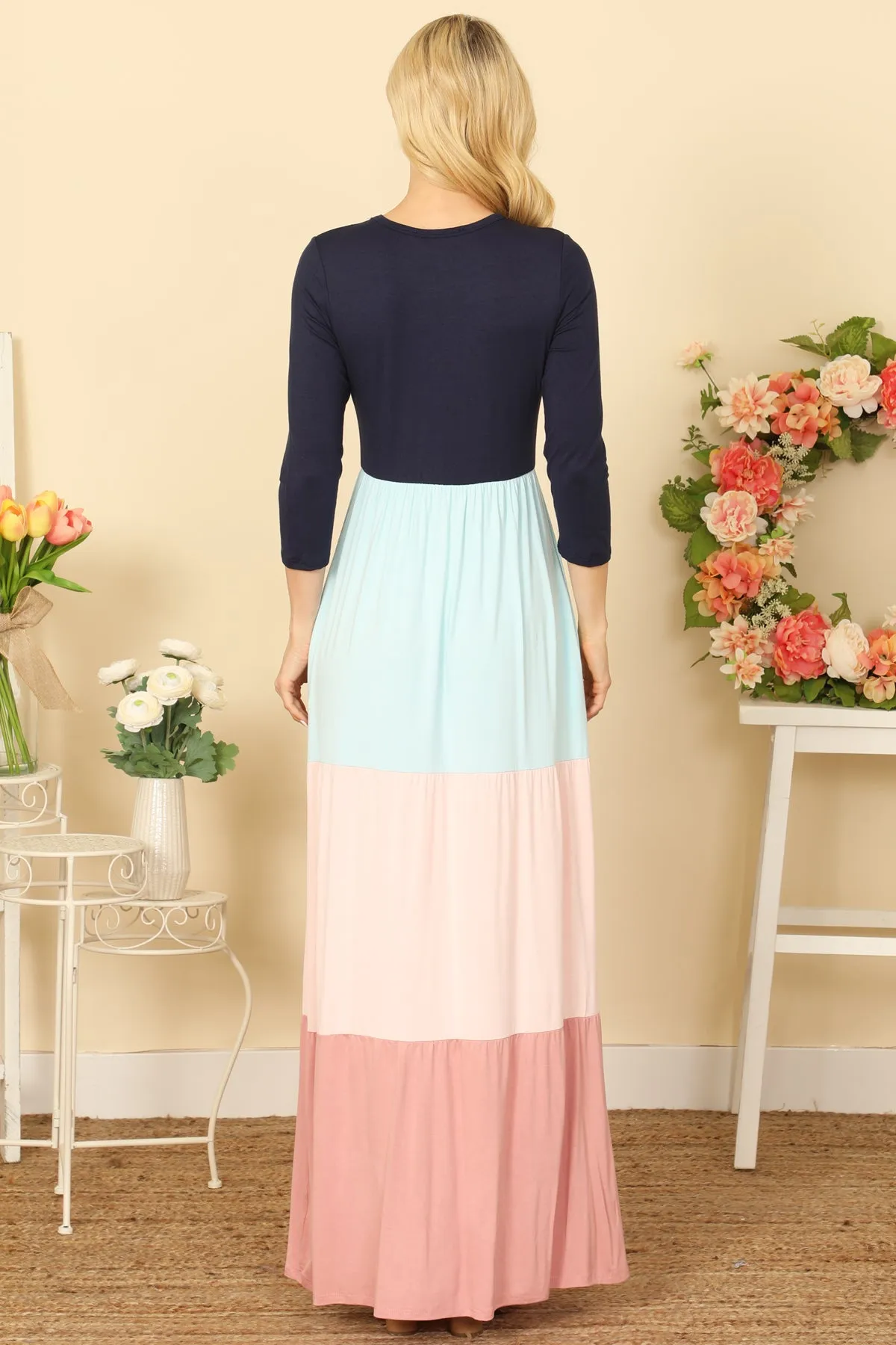 QUARTER SLEEVE COLOR BLOCK MAXI DRESS