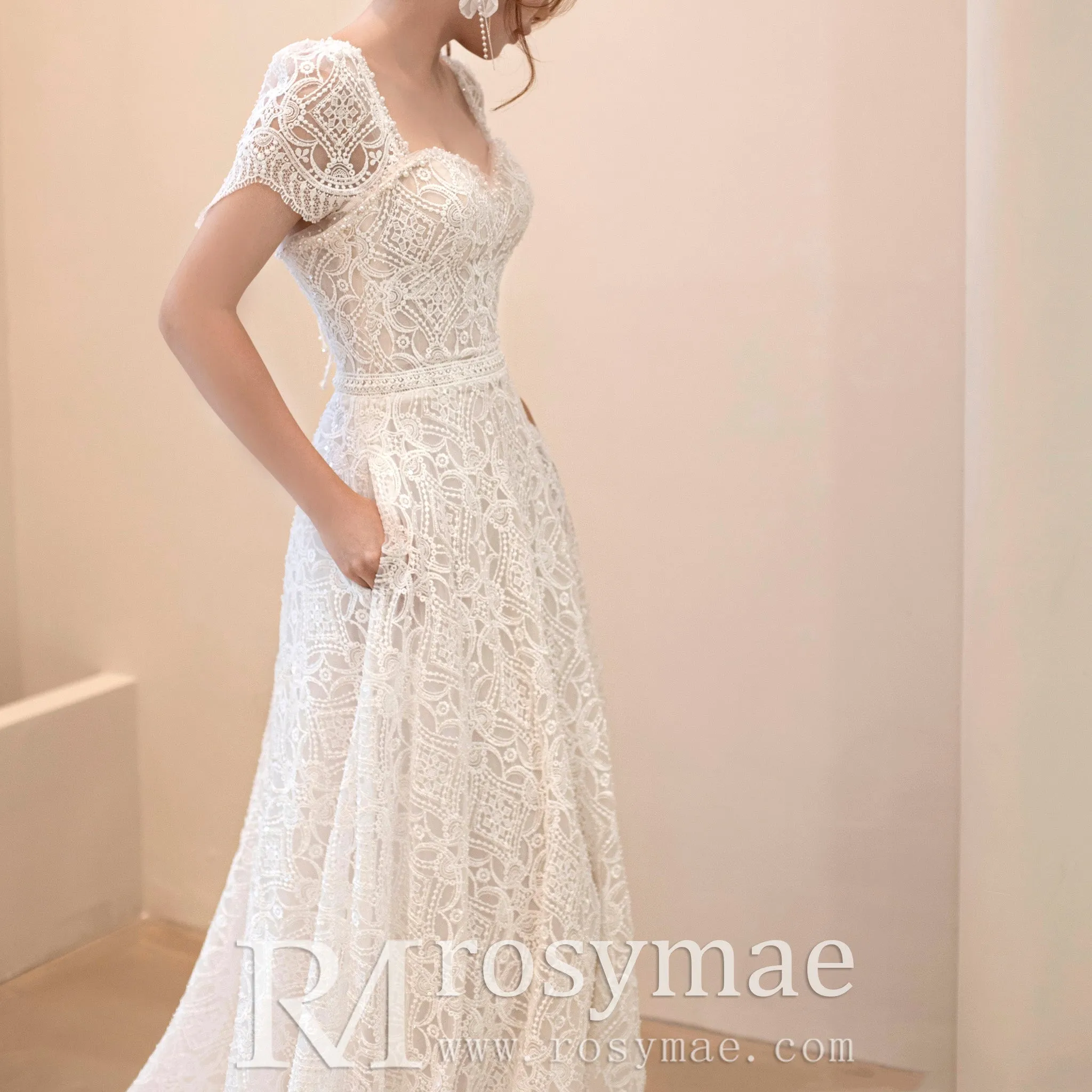 Queen Ann Lace A-line Wedding Dress with Pockets