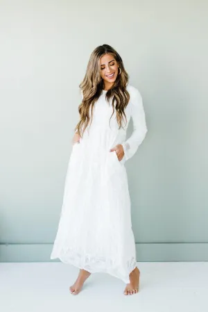 Riane Dress in White