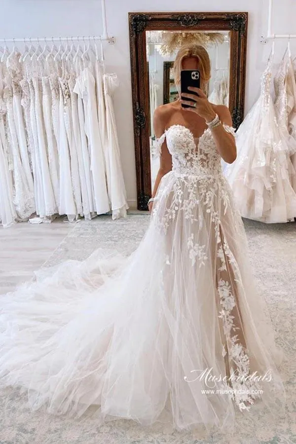 Roycebridal Gorgeous Tulle A-line Sweetheart Neck Lace Appliques Wedding Dresses, MW950