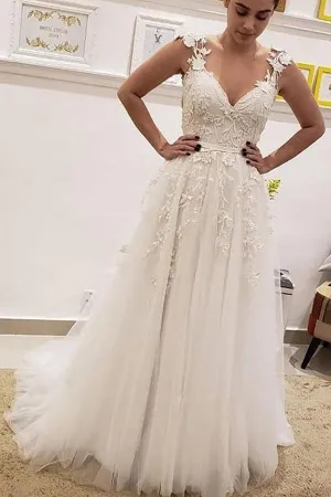 Roycebridal Ivory A-line V-neck Wedding Dresses With Lace Appliques, Bridal Gown, MW925