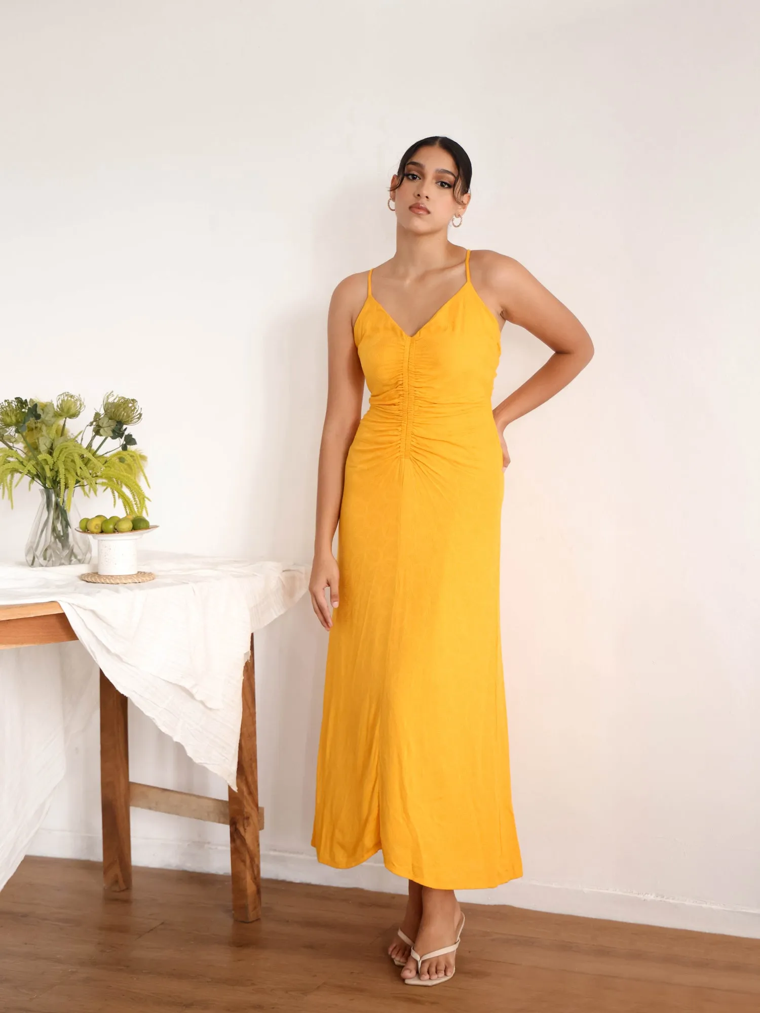 Ruched Detail Back Tie Up Midi Dress