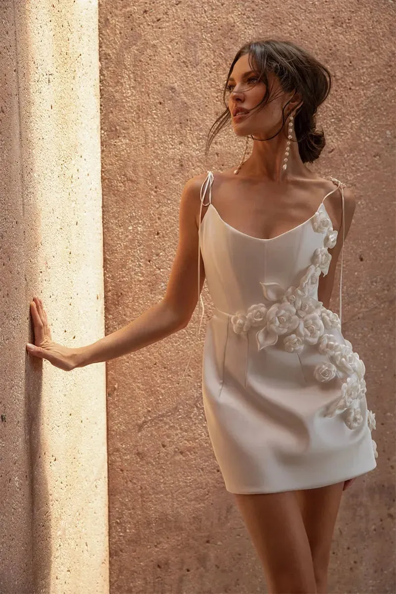 Sexy Short Wedding Dresses Satin 3D Flowers Spaghetti Straps Mini Bridal Gowns Formal Prom Party Dress Robe de soiree