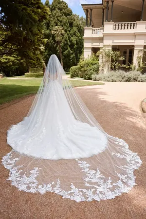Sophia Tolli: ST623VEIL