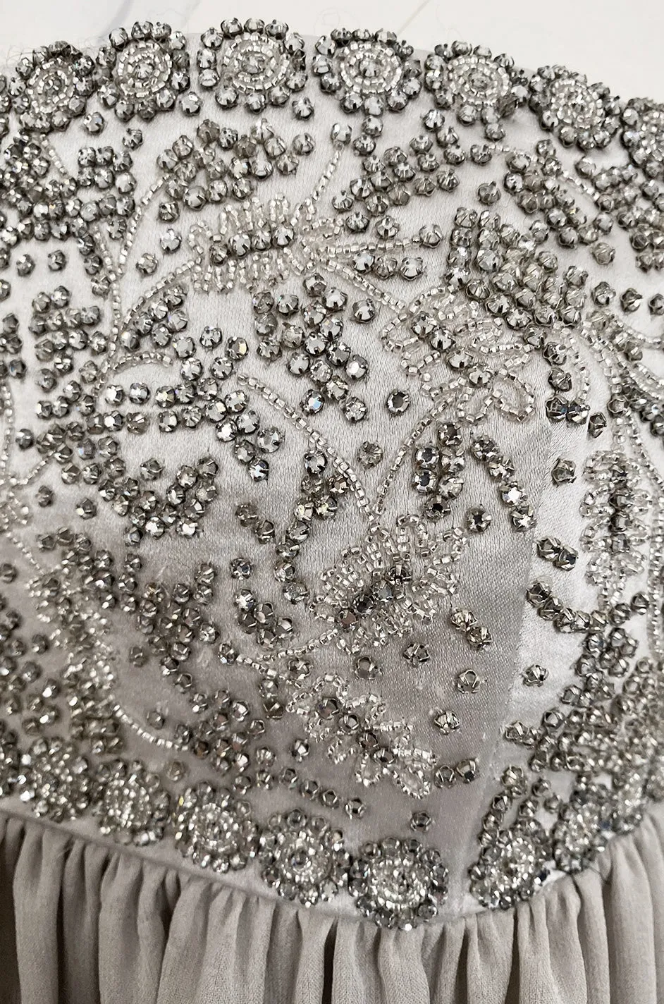Spring 2006 Reem Acra Pale Grey Silk Chiffon Silver Rhinestone Beaded High Bodice Dress