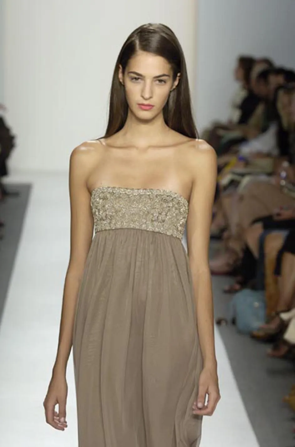 Spring 2006 Reem Acra Pale Grey Silk Chiffon Silver Rhinestone Beaded High Bodice Dress