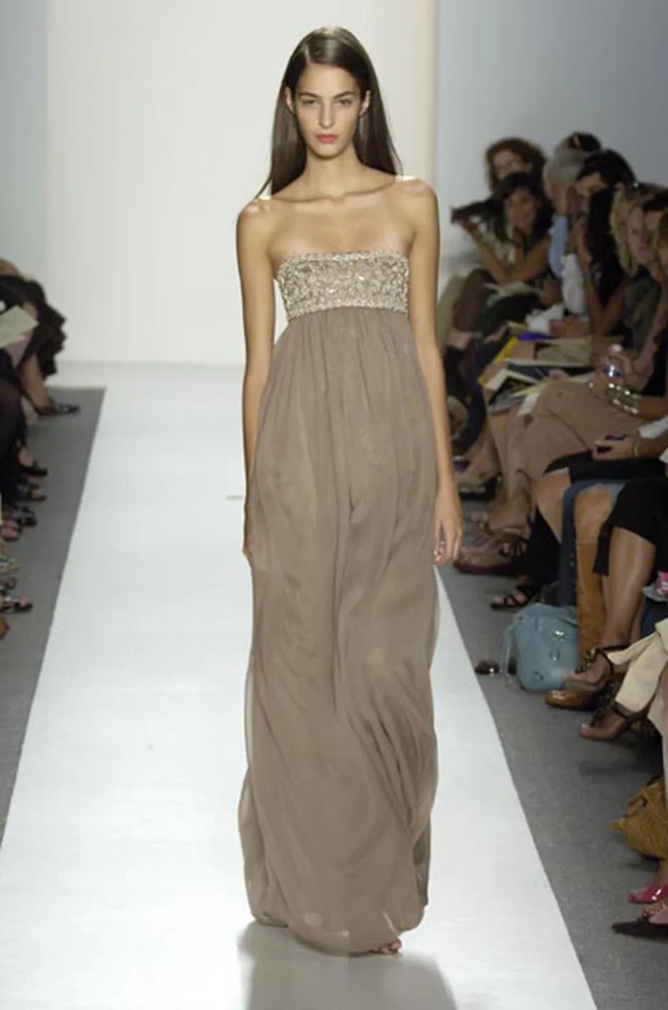 Spring 2006 Reem Acra Pale Grey Silk Chiffon Silver Rhinestone Beaded High Bodice Dress
