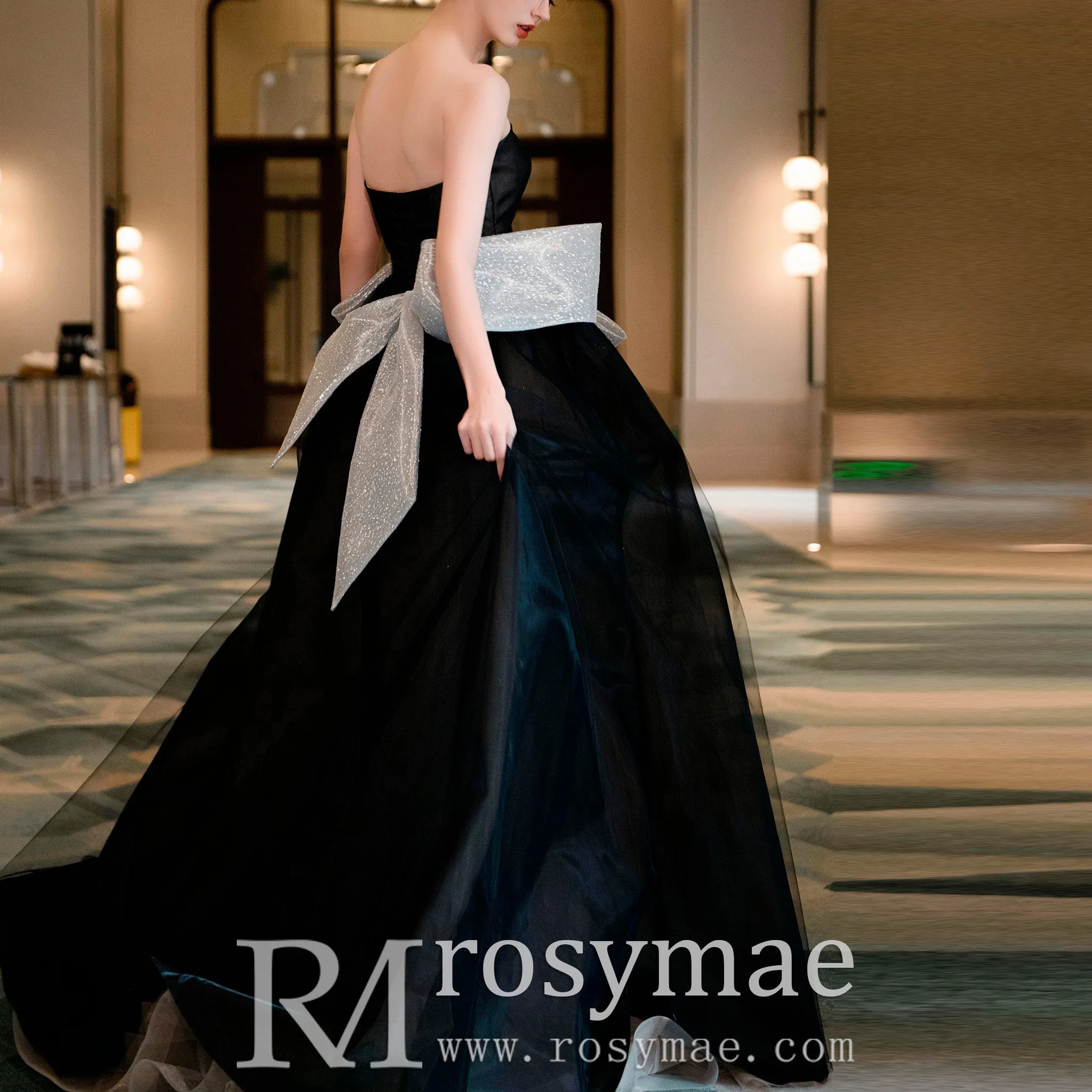 Strapless A-line Black Wedding Dress with Bowknot Waistline
