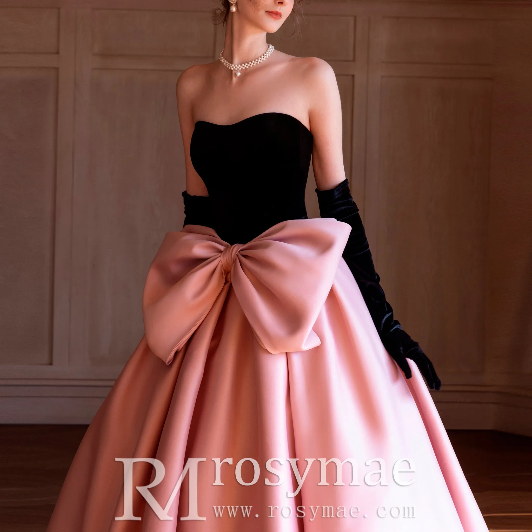 Strapless Black and Pink Wedding Dress with Bowknot