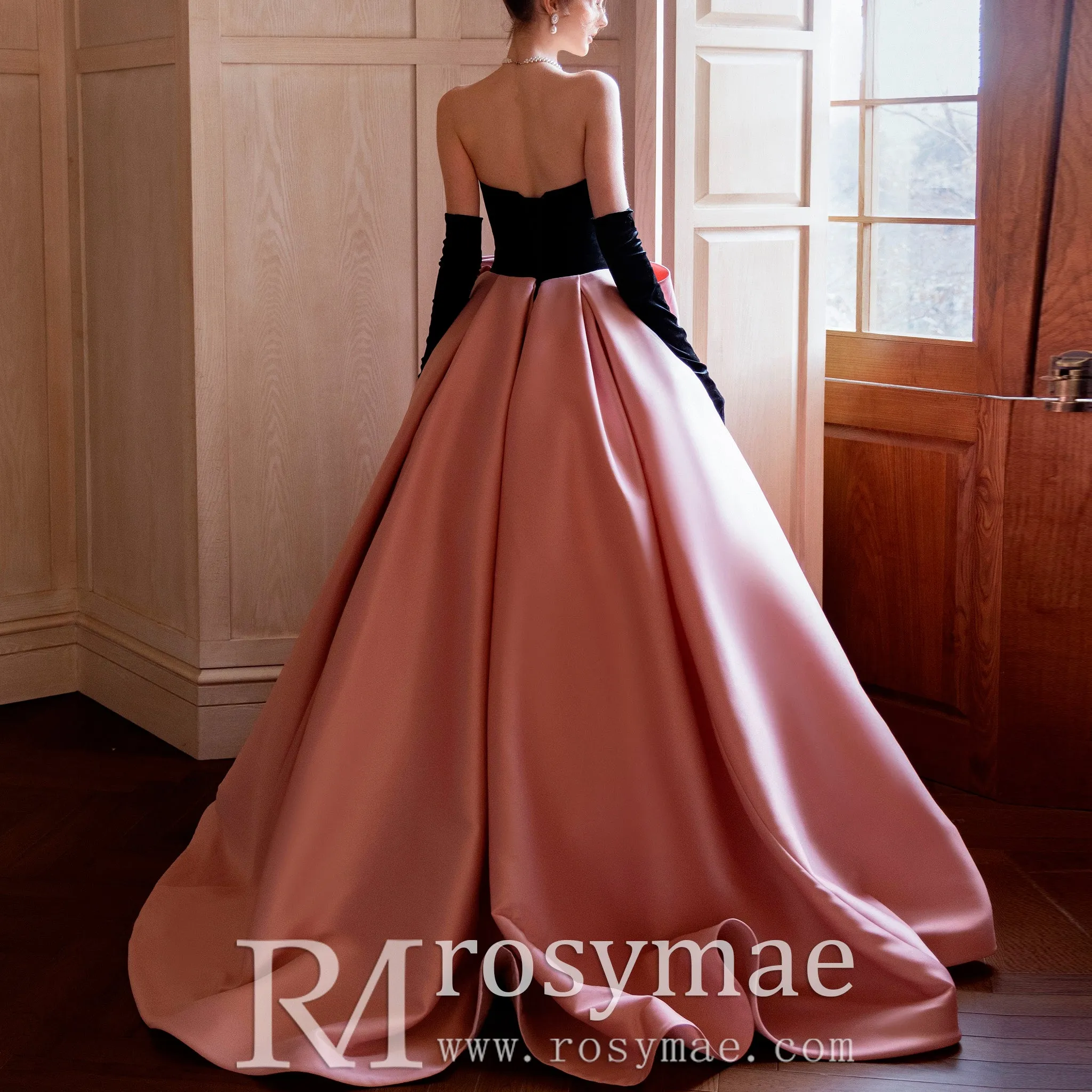 Strapless Black and Pink Wedding Dress with Bowknot