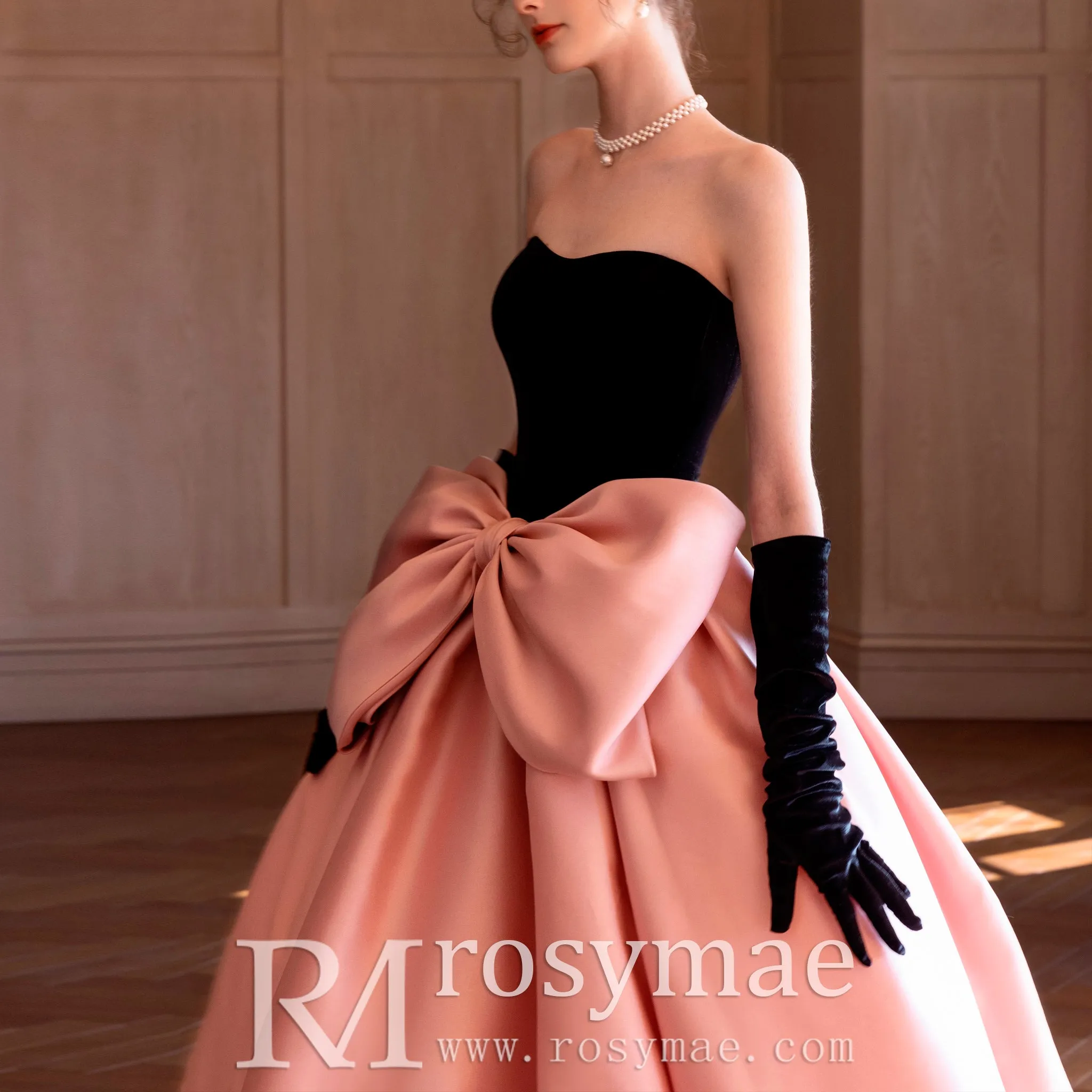 Strapless Black and Pink Wedding Dress with Bowknot