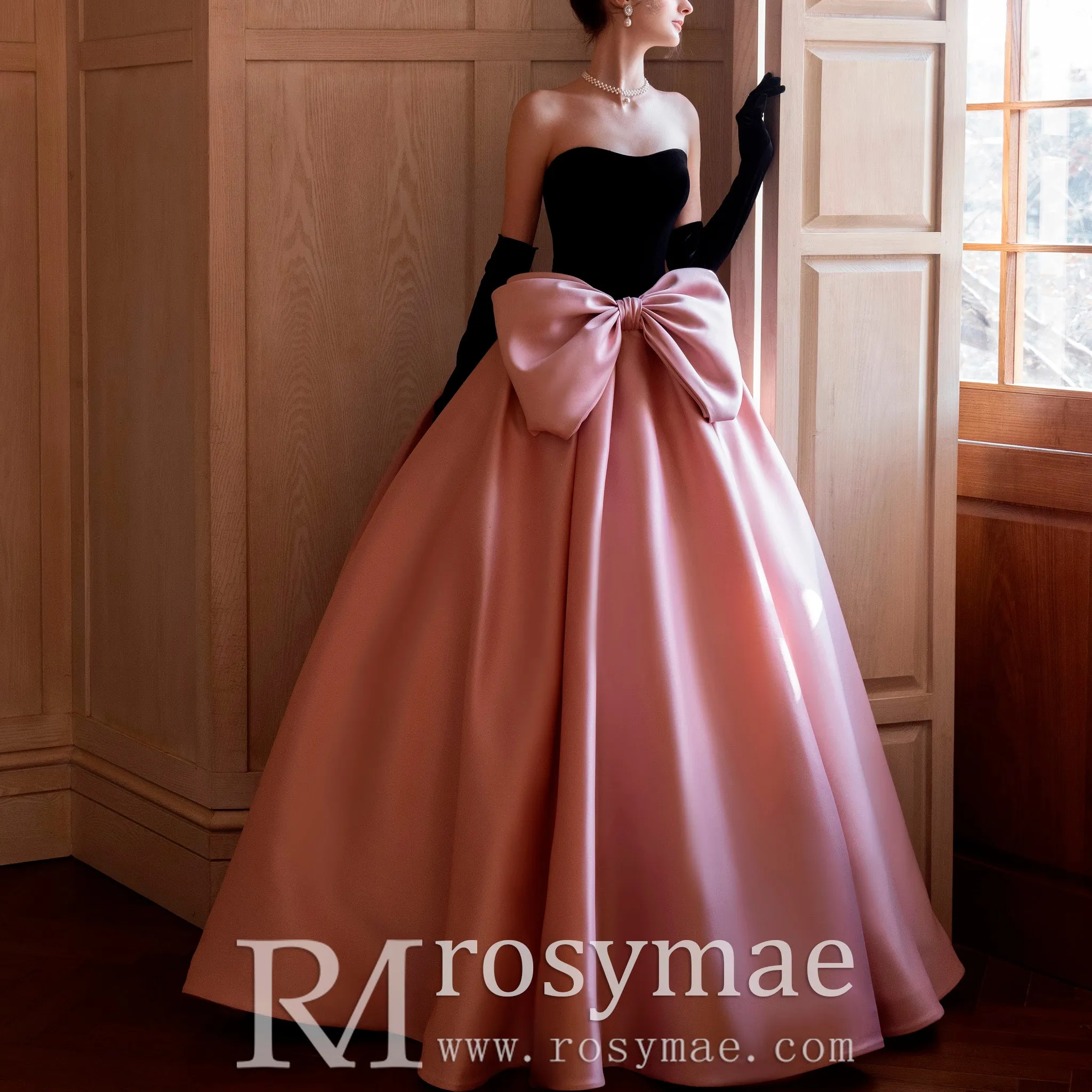 Strapless Black and Pink Wedding Dress with Bowknot