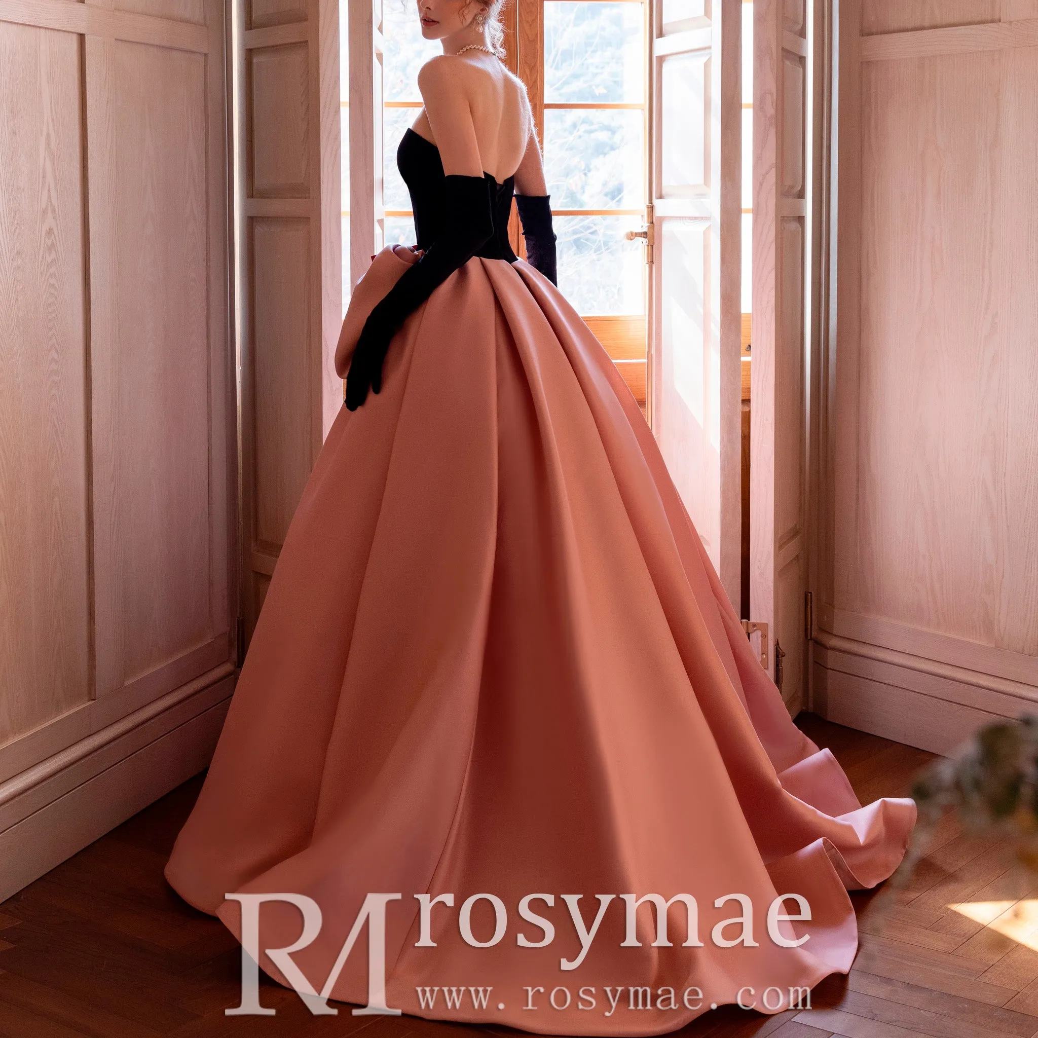 Strapless Black and Pink Wedding Dress with Bowknot