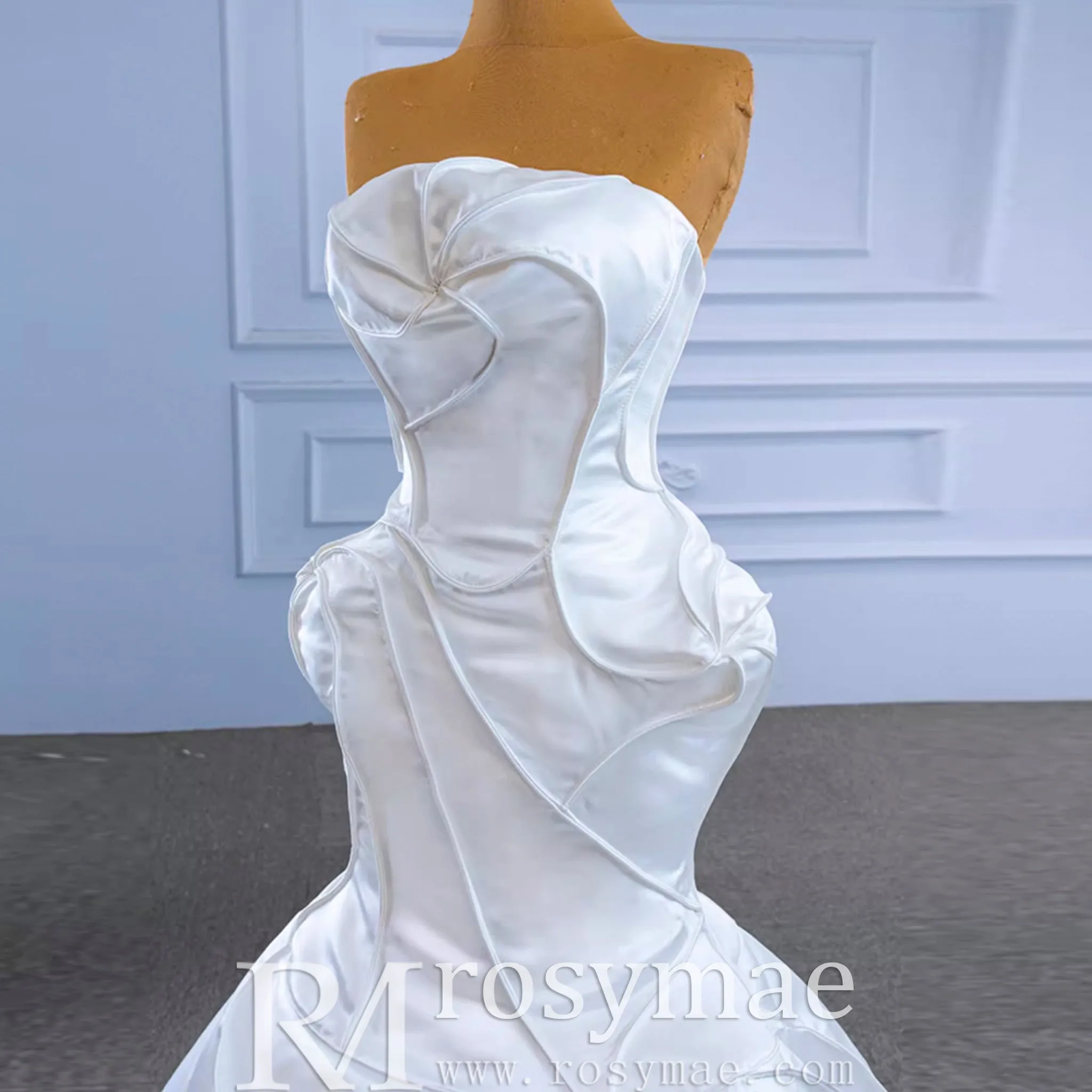 Strapless Unique Design Trumpet Satin Wedding Dress