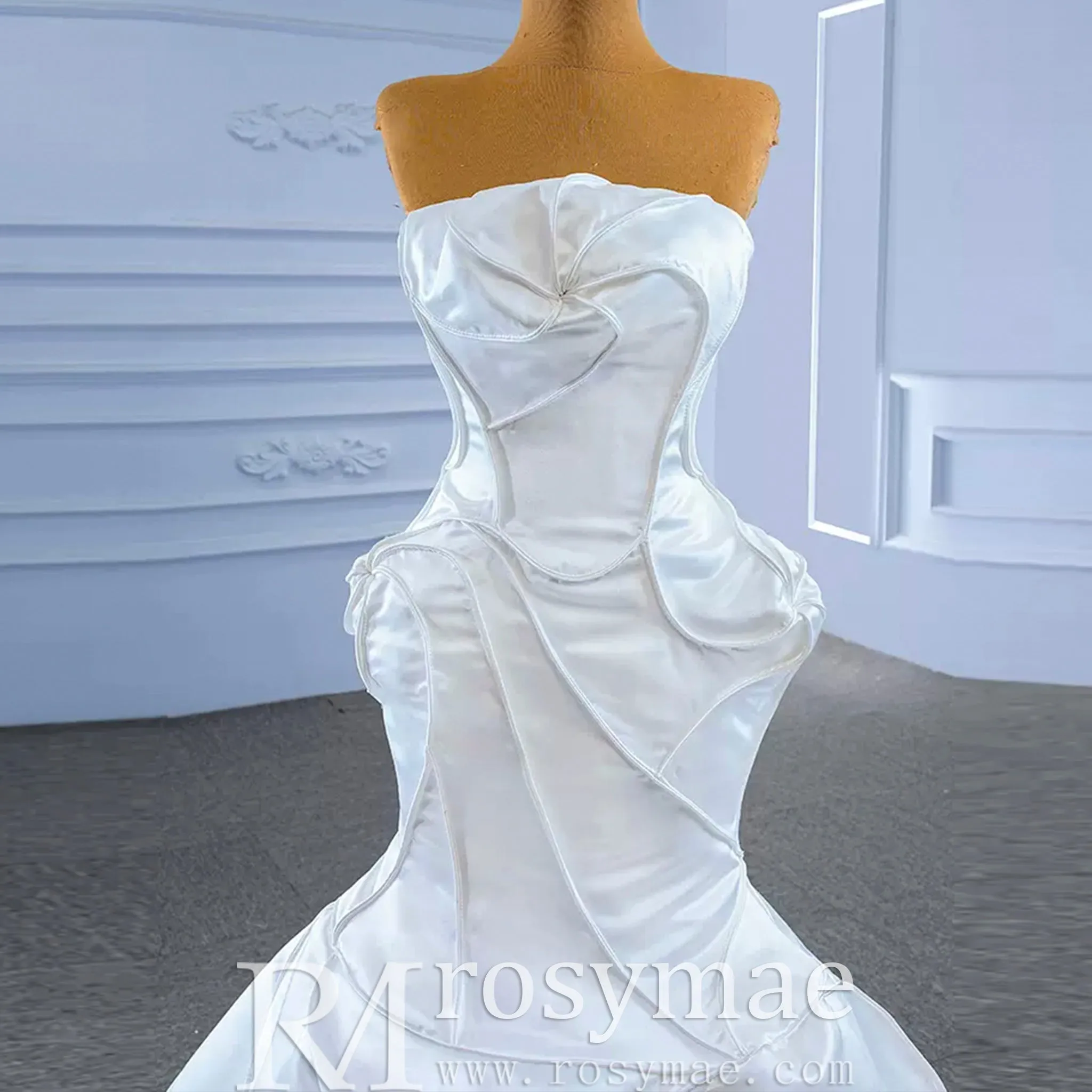 Strapless Unique Design Trumpet Satin Wedding Dress