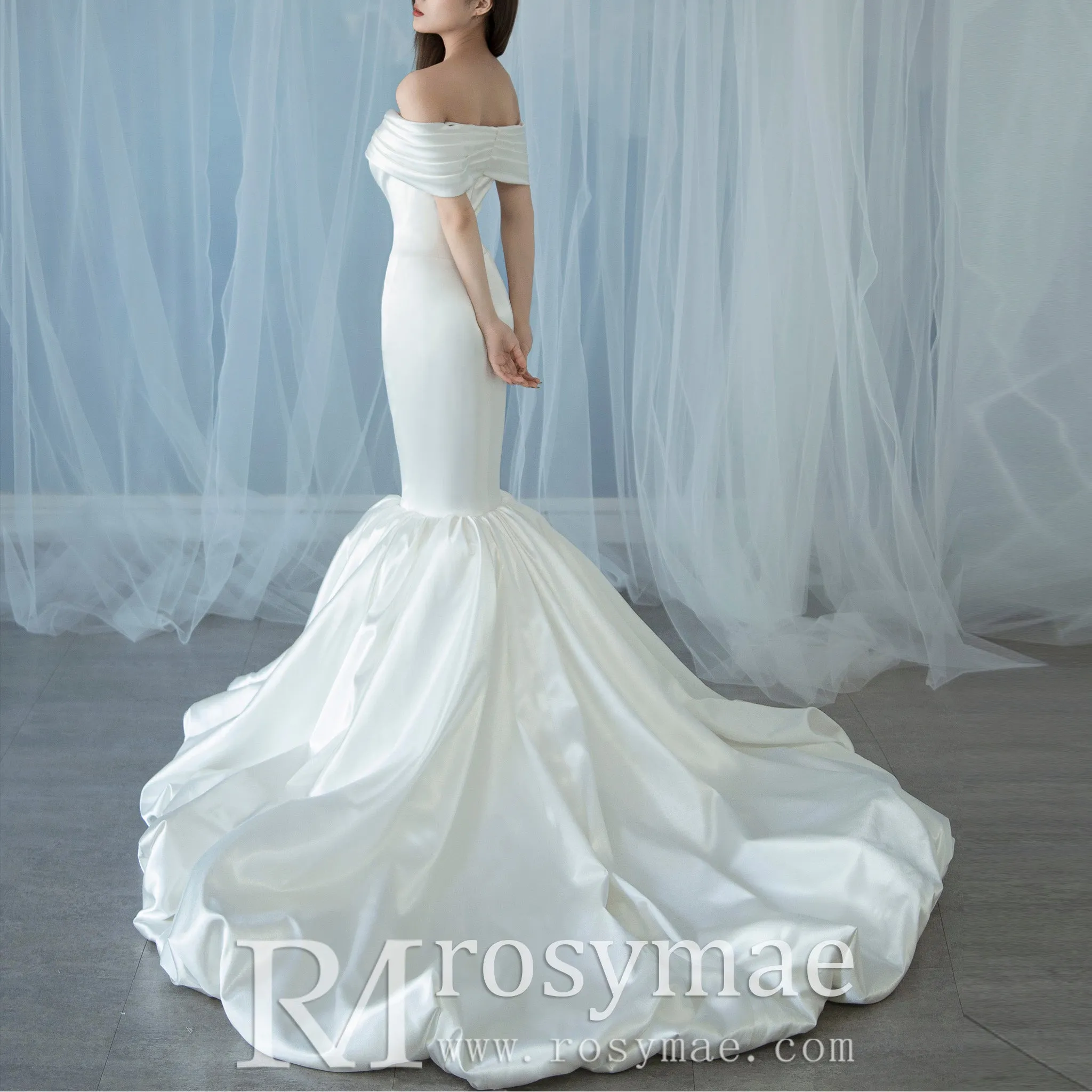 Strapless Vneck Trumpet Satin Wedding Dress Mermaid with Off Shoulder
