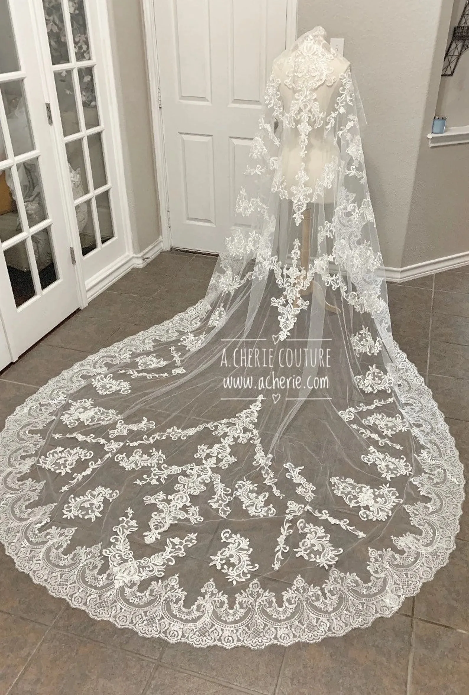Style CV18 Scalloped Scroll Lace Cathedral Veil