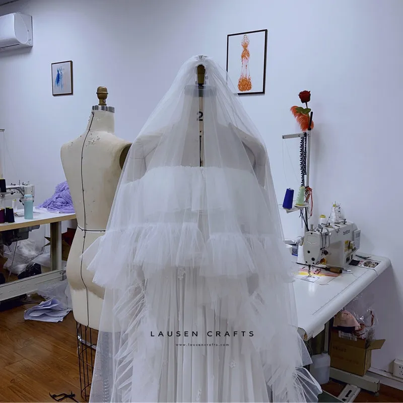 Taylor Hill Inspired White Off-the-shoulder Celebrity Wedding Dress Bridal Gown