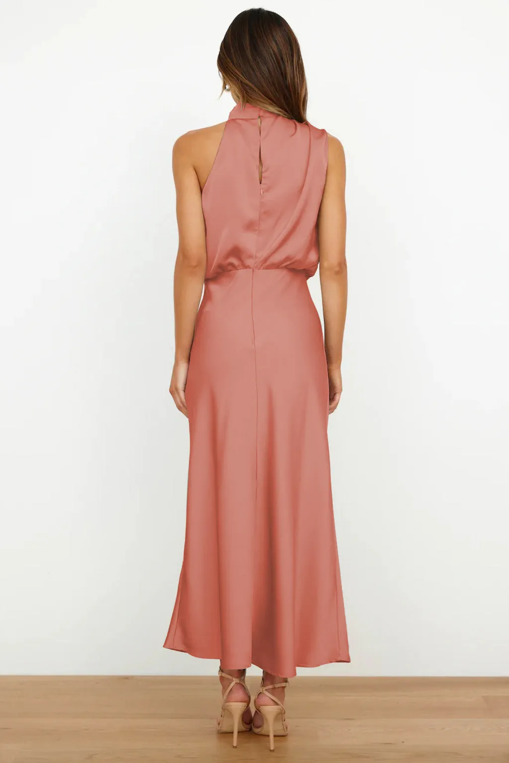 Theresa - Long Dress with Halter Neck