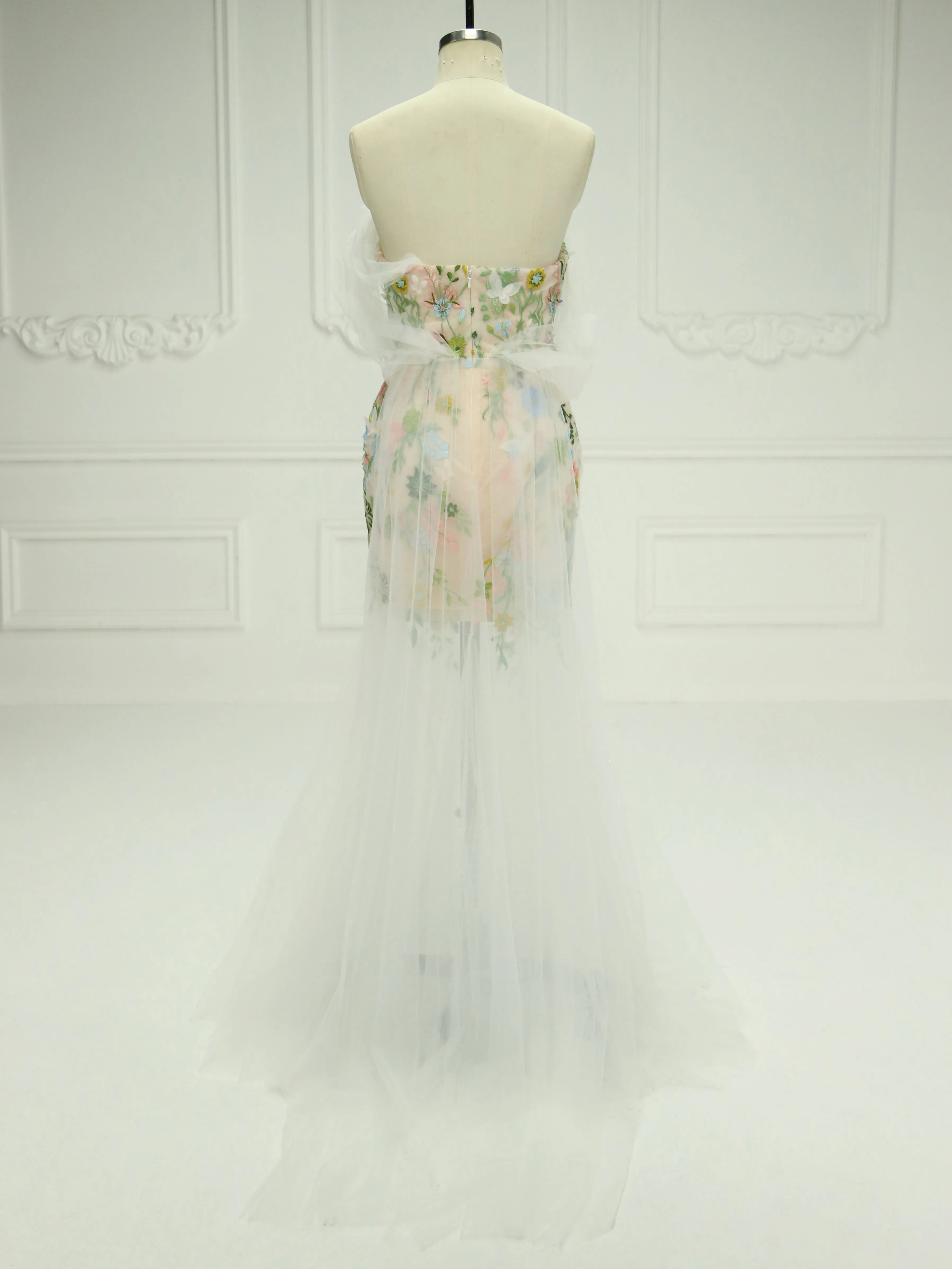 Trumpet/Mermaid Strapless Tulle Midi Floral Prom Dresses with Embroidery Lace YE2518