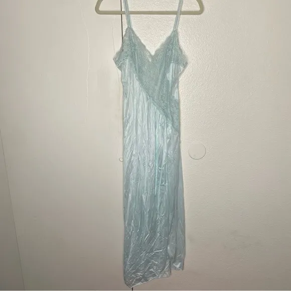 TWO PIECE VINTAGE 1980s BRIDAL VAL MODE LACE BABY BLUE LINGERIE SET SIZE SMALL