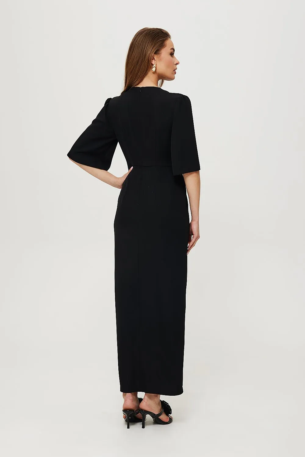V-Neck Elegance Maxi Dress