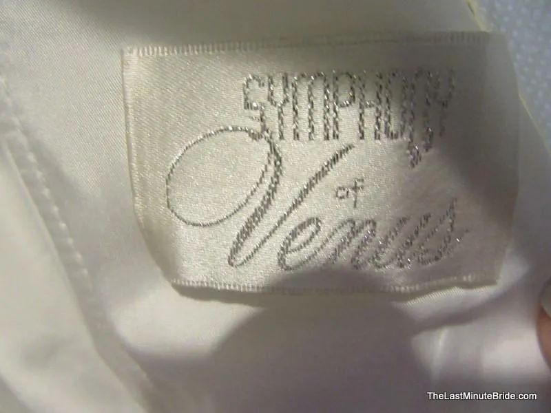 Venus AT6621 (Angel & Tradition Collection)