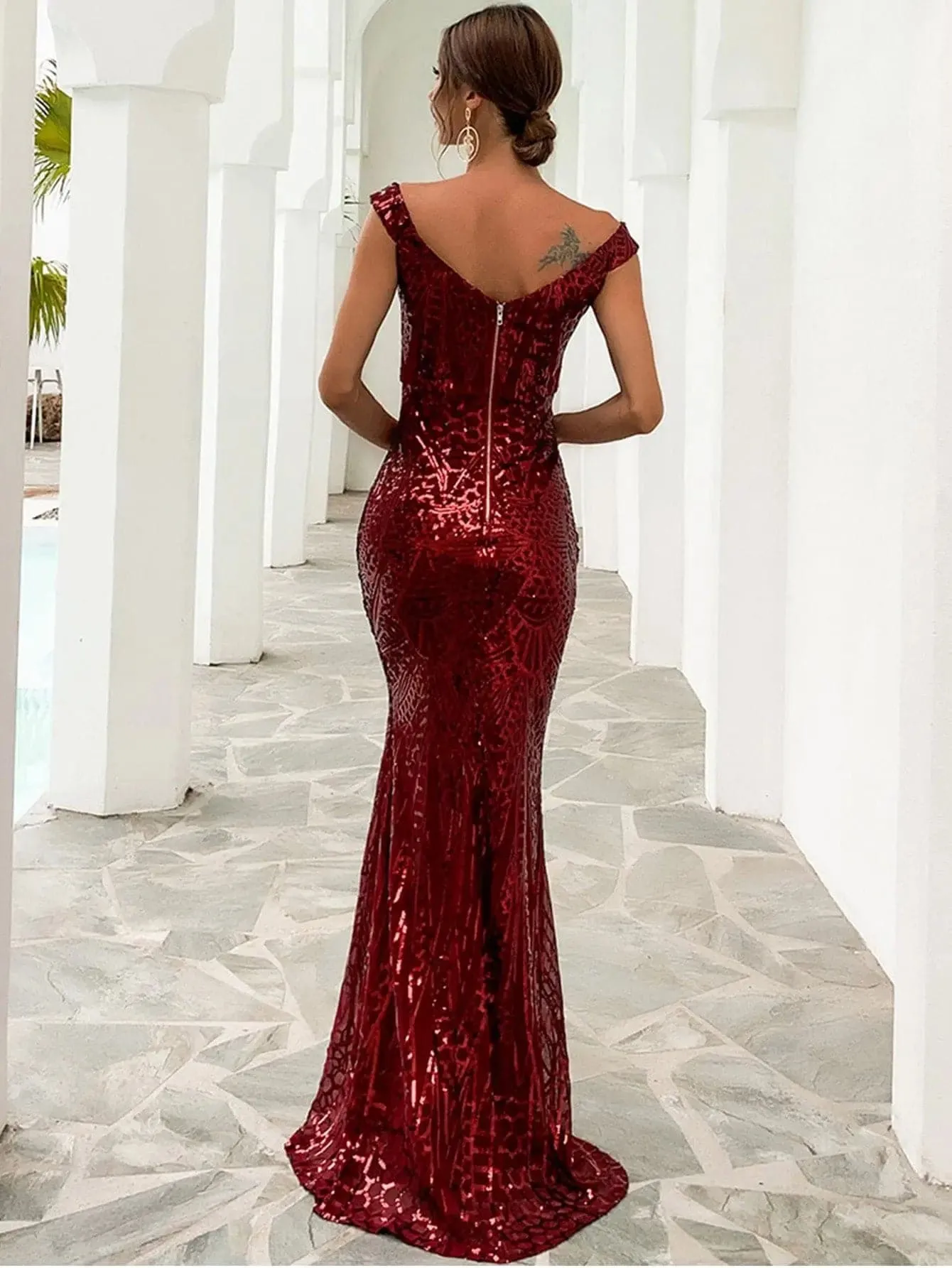 VIOLETTE | ELEGANT OFF-SHOULDER DRESS