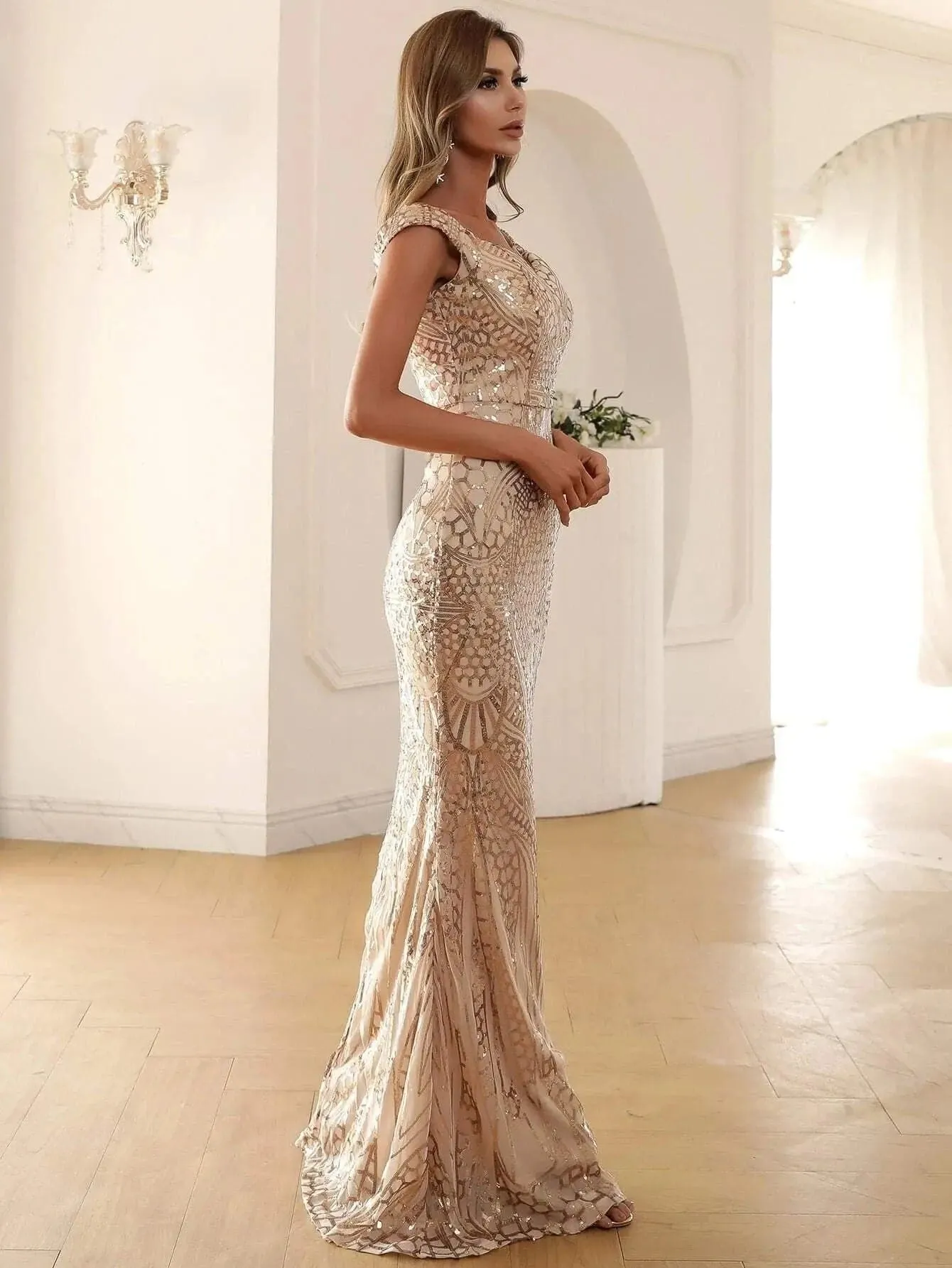 VIOLETTE | ELEGANT OFF-SHOULDER DRESS