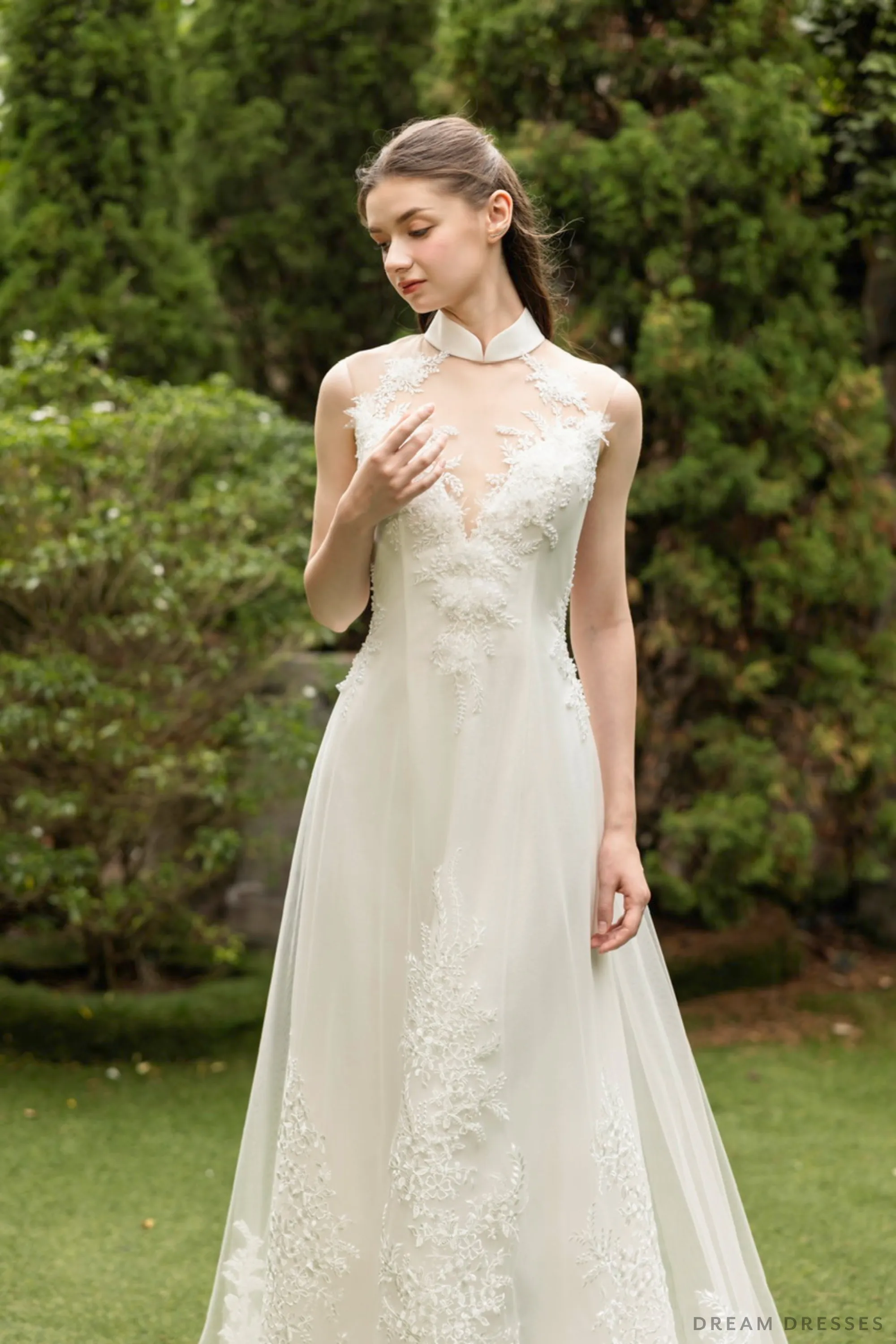 White Ao Dai | Modern Vietnamese Bridal Dress with Couture Lace (#KINA)