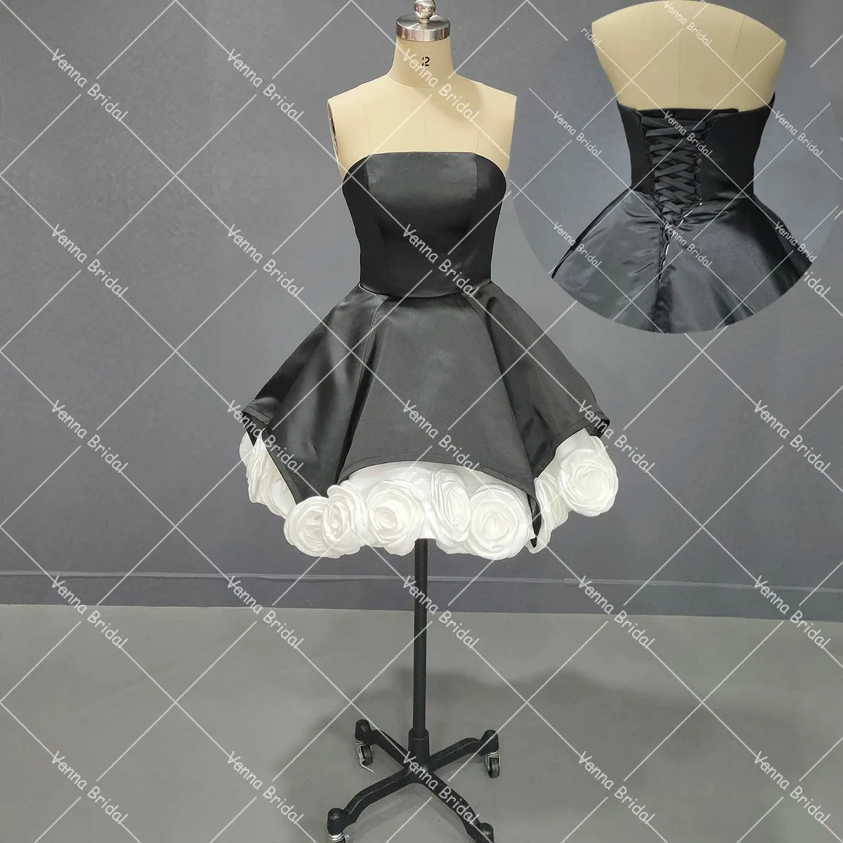 White Black Rosette Flower Mini Cocktail Dress Strapless Customized 3D Rose Flowers Real Photos Puffy Gothic Wedding Gowns