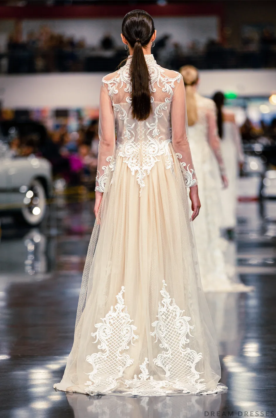 White Bridal Ao Dai | Vietnamese Lace Bridal Dress (#CINDA)