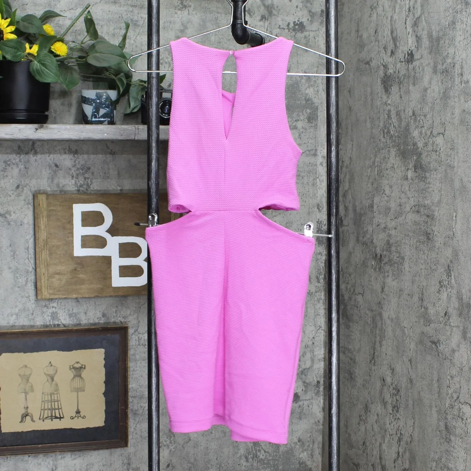 Wild Fable Women's Sleeveless Twist-Front Bodycon Dress